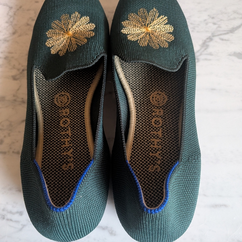 Rothy's Retired Evergreen Starburst Embroidered Loafer Flower Flats - Picture 5 of 6